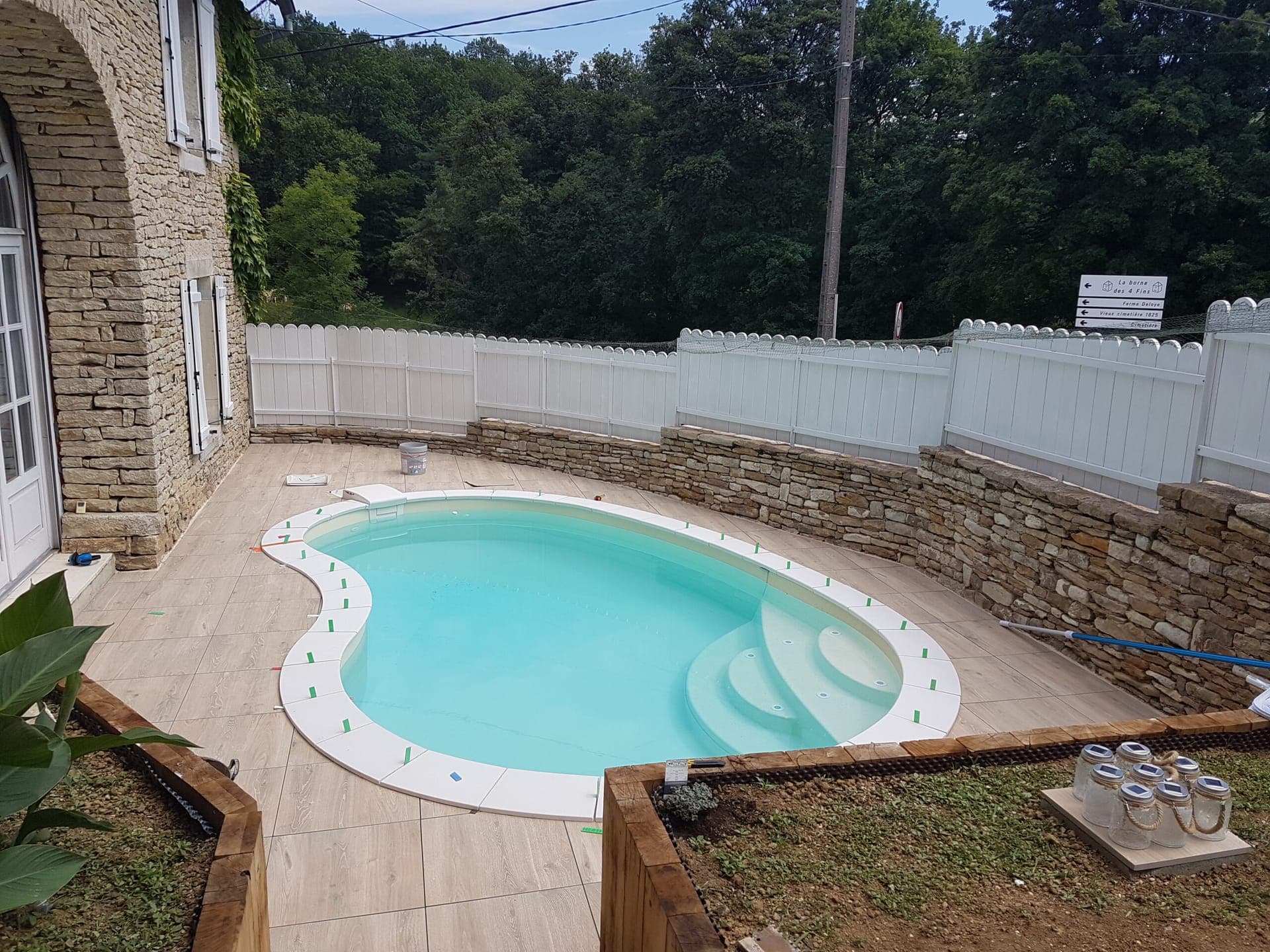 Installation d'une piscine Waterair sur mesure